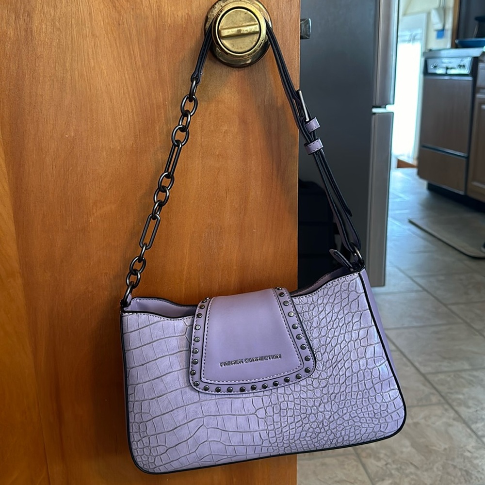 Brand new, light purple purse